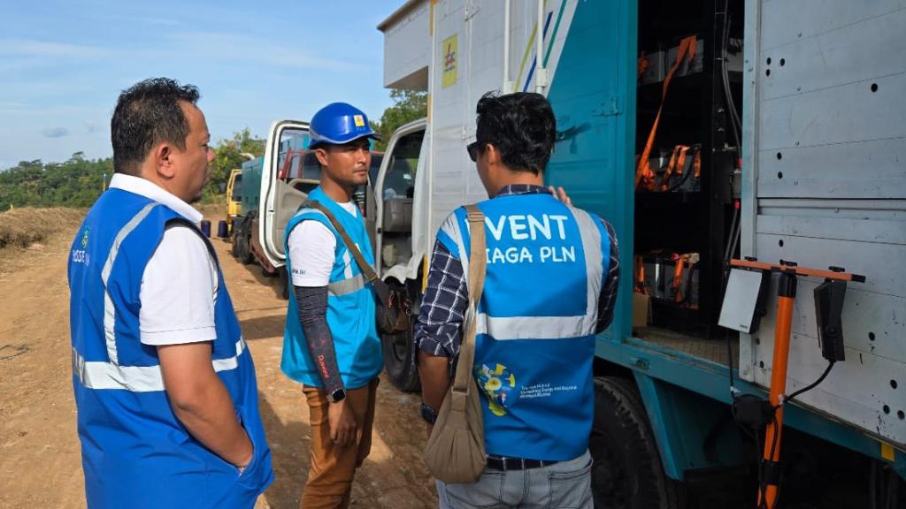 Cerita Egi, Siagakan Kelistrikan di Area Kunker Presiden RI: Was-was Meski Pengalaman Mumpuni
