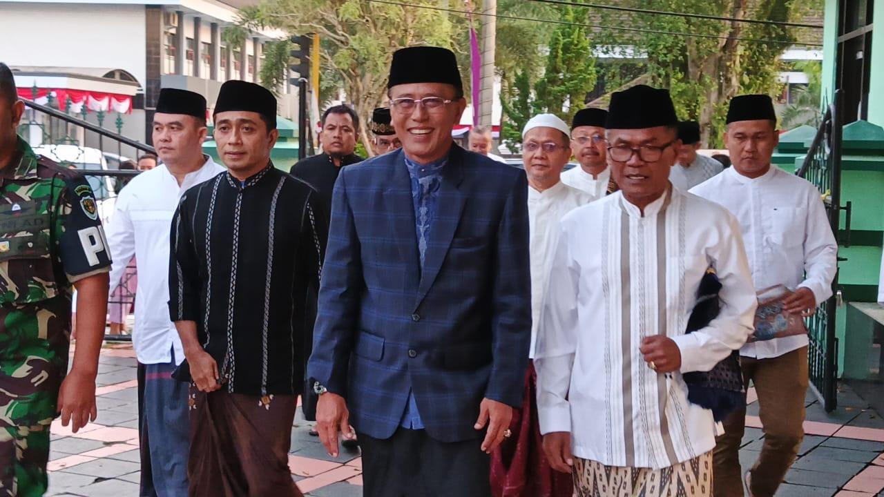 Jadwal Sholat Hari Ini di Kabupaten Ciamis, Minggu 8 Juni 2025