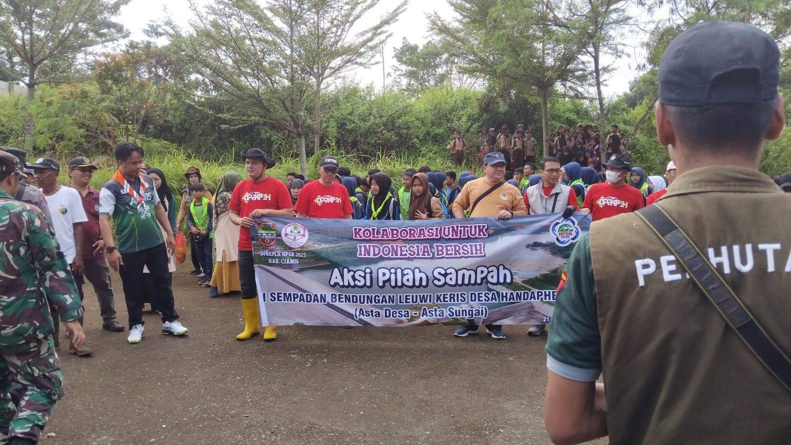 DPRKPLH Ciamis Gelar Aksi Bersih-Bersih di Bendungan Leuwi Keris Peringati Hari Sampah Nasional 2025