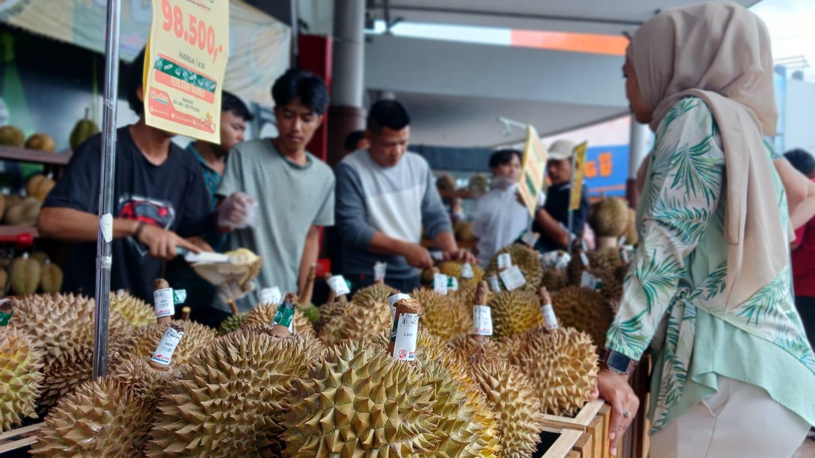 Durian Lokal hingga Premium, Pesta Durian di Plaza Asia Tasikmalaya Banjir Pengunjung