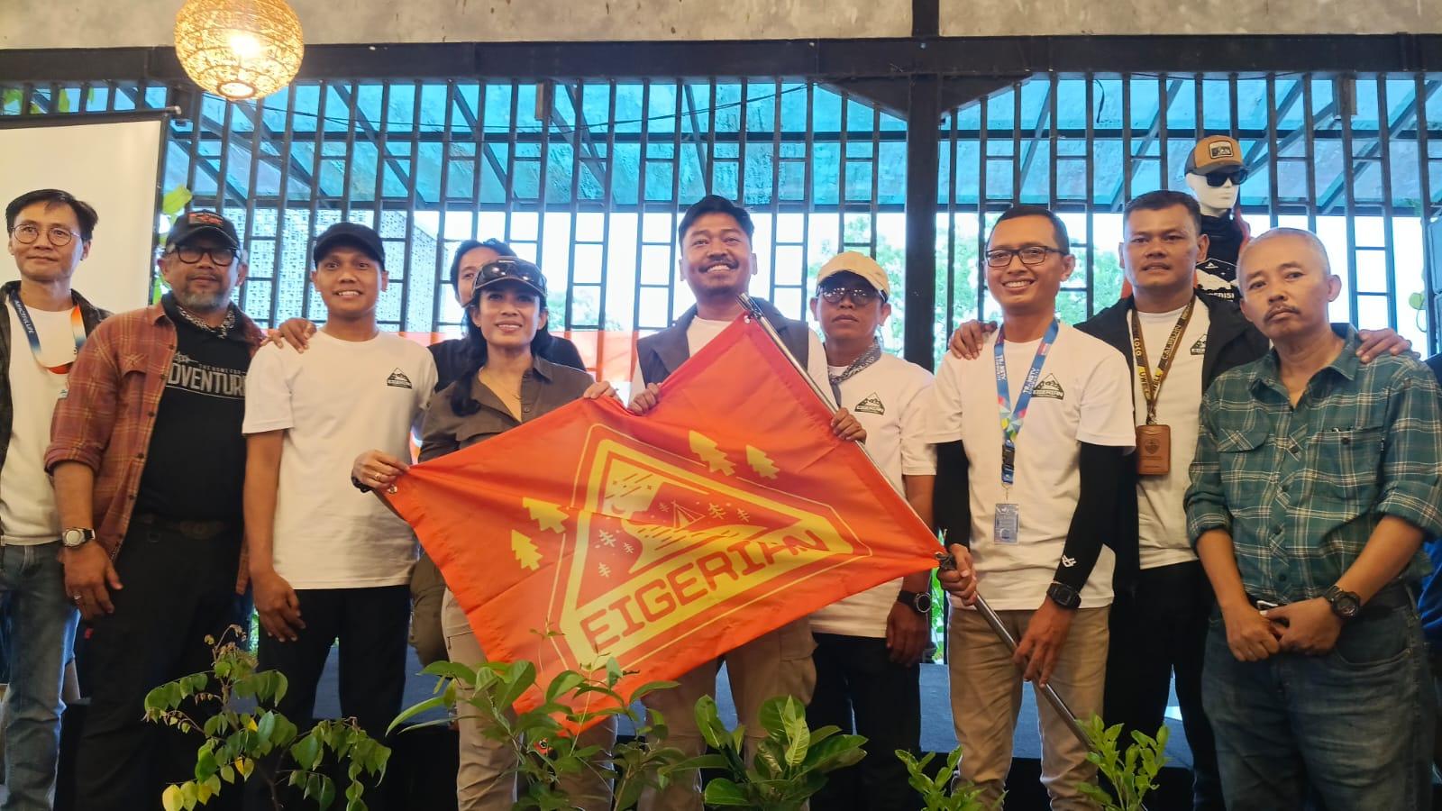 EIGERIAN Tasikmalaya Menggema, Ratusan Komunitas Sulut Api Kolaborasi di Jantung Priangan Timur-1