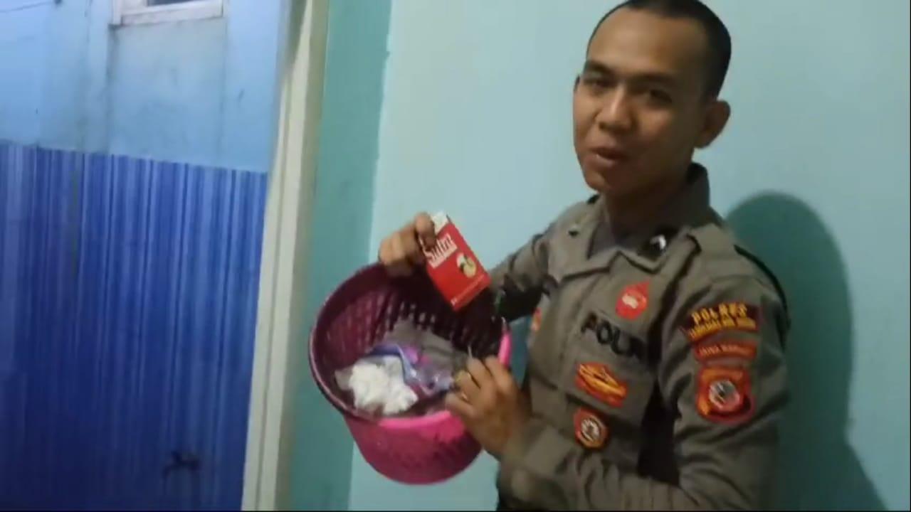Empat Pasangan Mesum Digaruk Tim Maung Galunggung Polres Tasikmalaya Kota di dalam Kamar Kost