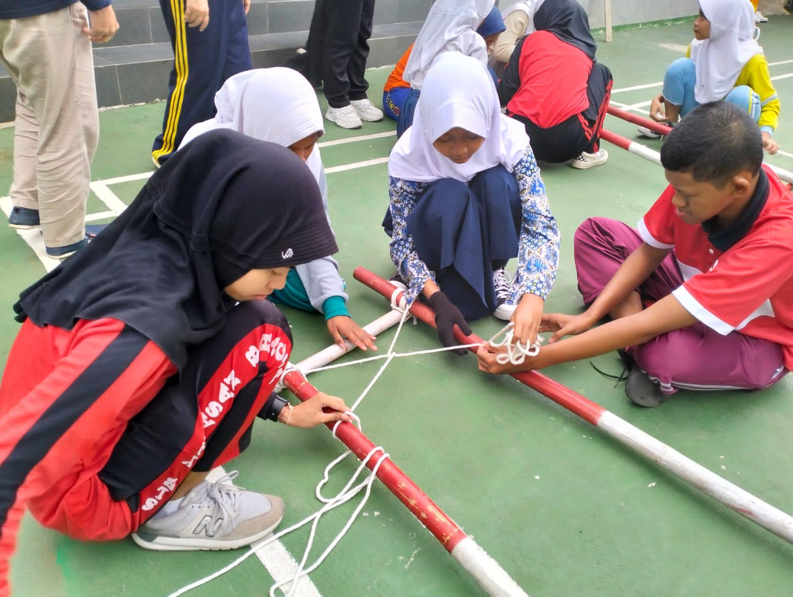 Jelang Temu Karya Pramuka di Banjar, Belasan Siswa SLB di Kota Tasikmalaya Fokus Berlatih