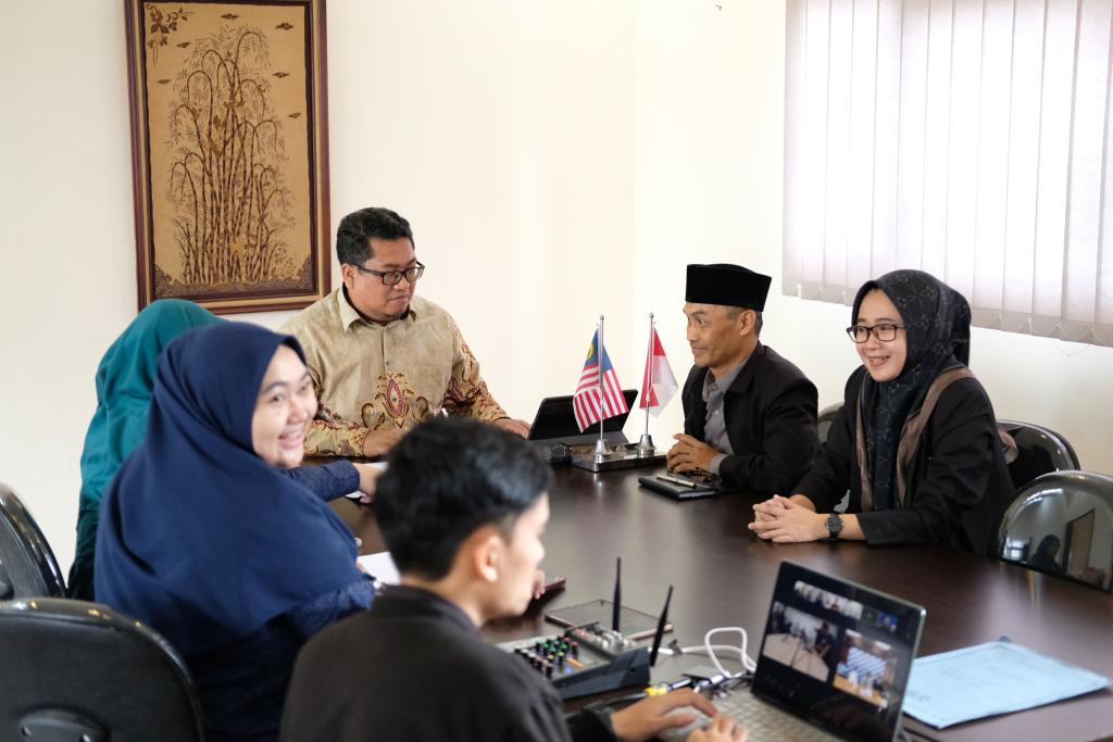 STIKes Muhammadiyah Ciamis Tandatangani MoA dengan UITM Shah Alam Malaysia untuk Kerjasama Pendidikan