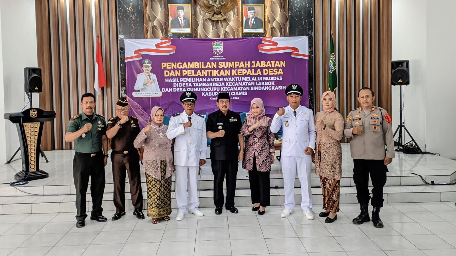 Pj Bupati Ciamis Lantik Dua Kepala Desa PAW: Tekankan Peran Vital dalam Pembangunan Desa