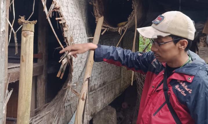 Warga Tasikmalaya Tersambar Petir Saat Berada di Kamar Mandi