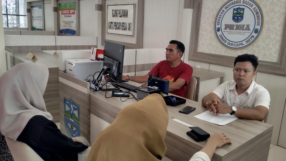 Pasca Lebaran, Antrean Layanan Kependudukan di Kota Banjar Meningkat Tajam