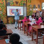 Peringati Hardiknas 2025, Wali Kota Tasikmalaya Sambangi Sekolah dan Ajak Pelajar Jaga Kebersihan