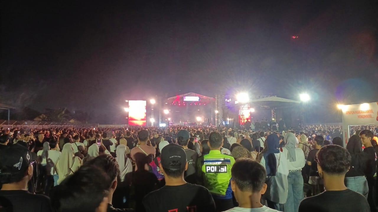 “Dugem Berjamaah” bersama DJ Wisnu Santika di Lanud Wiriadinata, Sebelumnya Hindia CS Batal Tampil Gegara Diprotes Ormas Islam