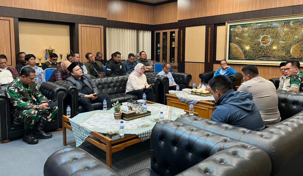 Mendagri Gelar Rapat Virtual Tekankan Pemda Kurangi Seremonial, Wali Kota Tasikmalaya Ajak Jaga Kondusivitas Wilayah