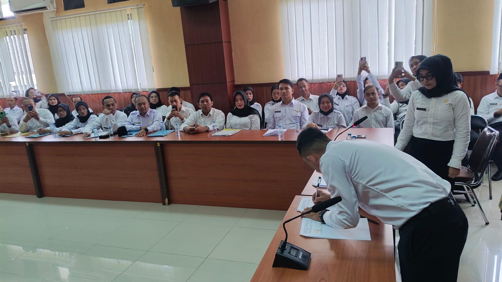 1.876 Pegawai Non ASN Tandatangani Kontrak Kerja sebagai PPPK Paruh Waktu di Kota Tasikmalaya