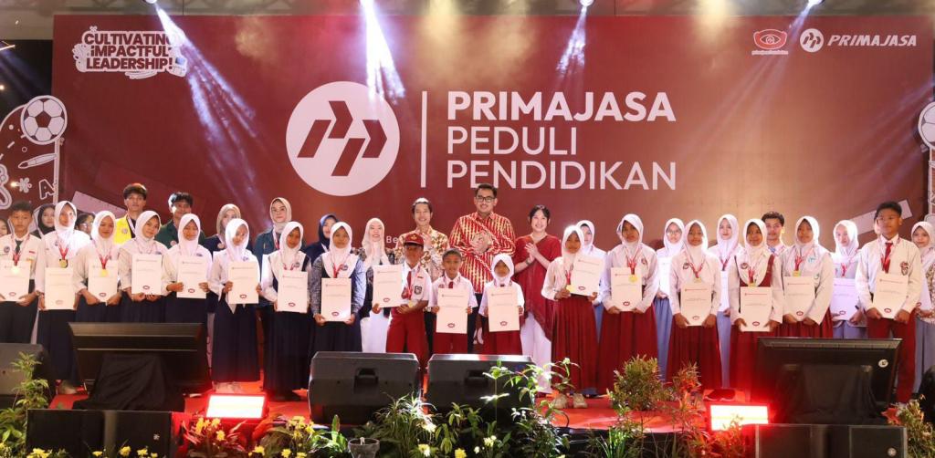 Primajasa Gelontorkan Beasiswa Rp 1,4 Miliar untuk 532 Pelajar dan Mahasiswa Priangan Timur