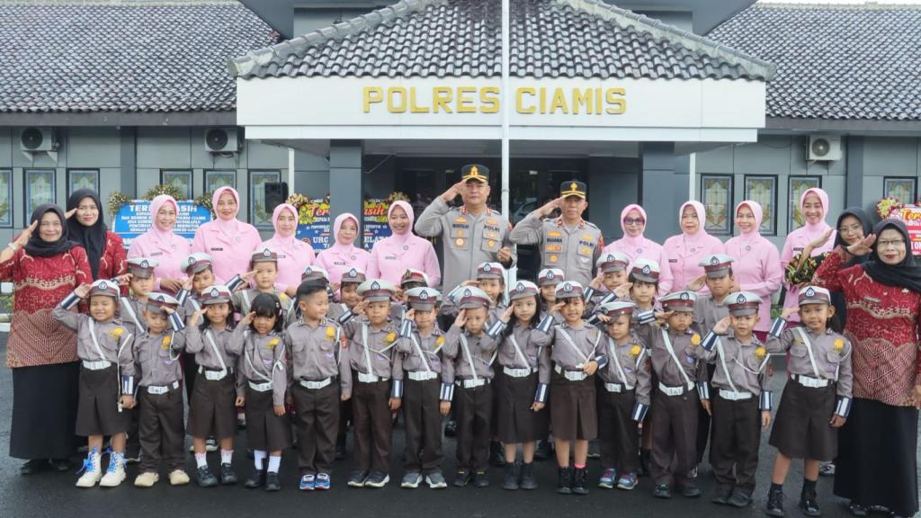 Lewat Polisi Sahabat Anak, Polres Ciamis Tanamkan Budaya Tertib Lalu Lintas Sejak Usia Dini