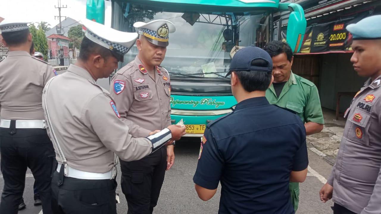 Polres Ciamis Perketat Ramp Check Angkutan Umum dalam Operasi Keselamatan Lodaya 2026