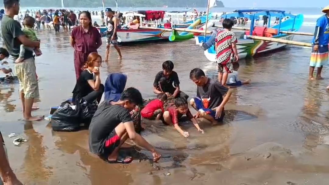 Pesisir Pangandaran Masih Jadi Magnet Wisatawan di Penghujung Libur Lebaran