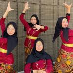 Sanggar Senter SMAN 5 Kota Tasikmalaya Tampil Memukau di Peringatan Hari Seni Sedunia DAMAS