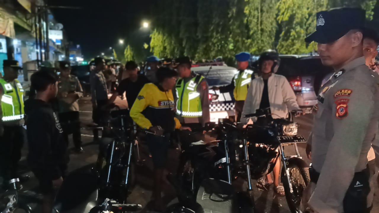 Amankan Akhir Pekan, Polres Ciamis Sita Belasan Motor Knalpot Brong dalam Patroli Gabungan KRYD