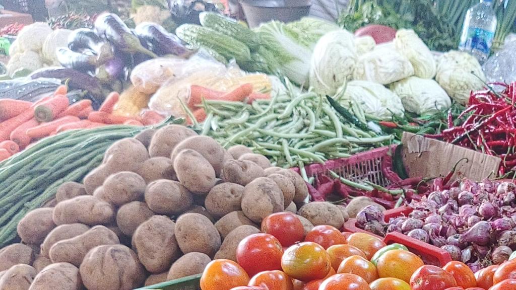 Jelang Idul Adha, Harga Buncis Naik dan Cabai Turun, UPTD Pasar Manis Intensifkan Pemantauan