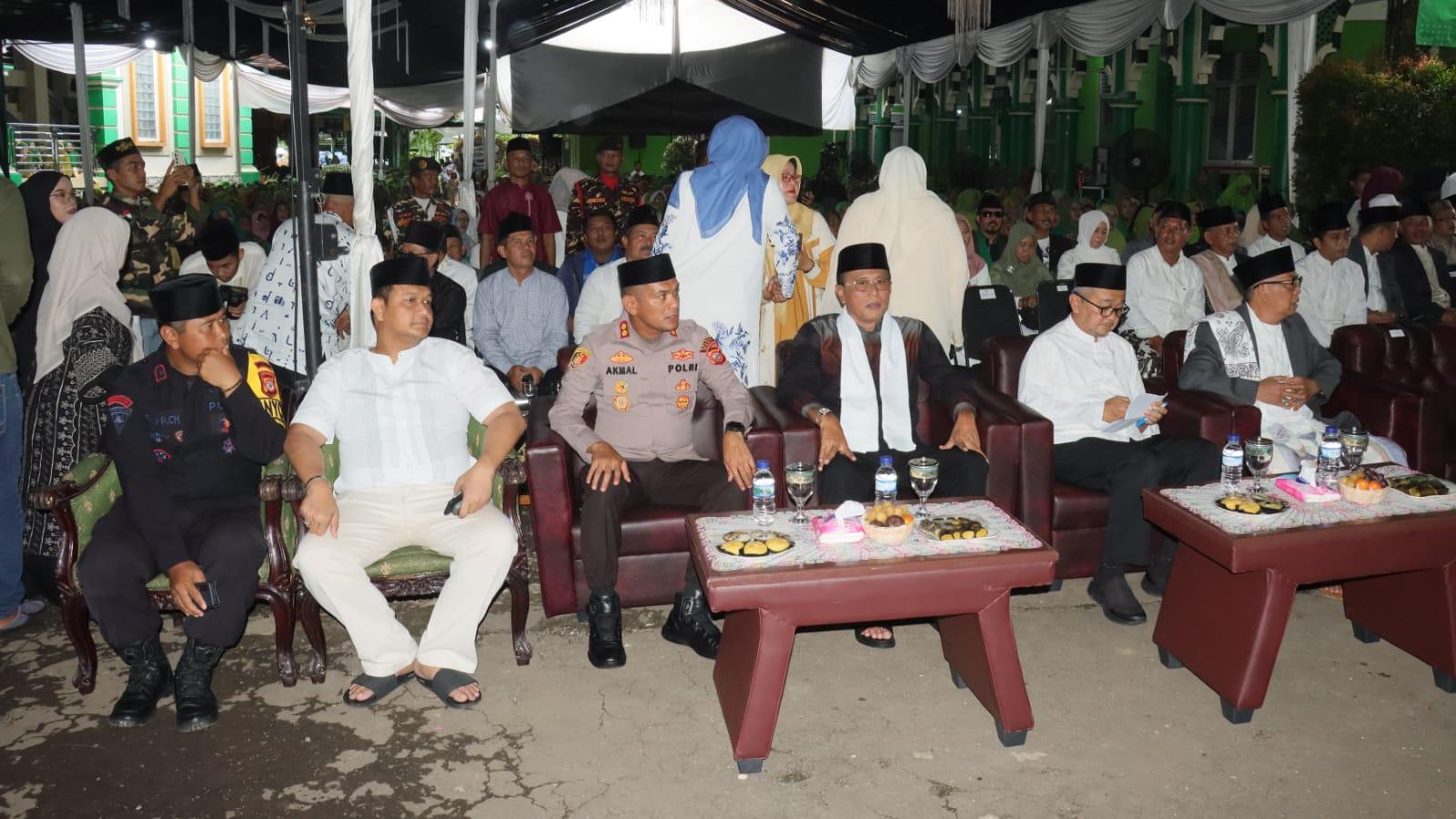 Kapolres Ciamis Hadiri Haol M. Sirodj dan Milad Ke-90 Ponpes Al-Quran Cijantung