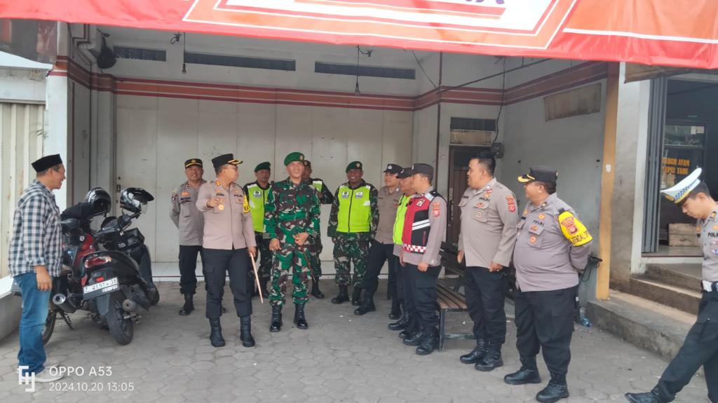 Kapolres dan Dandim Pantau Keamanan di Perbatasan Tasikmalaya Jelang Pelantikan Presiden dan Wakil Presiden