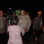 Kapolres Tasikmalaya Kota Berikan Bantuan Sembako dan Patroli ke Lokasi Banjir Sukaresik Tanpa Gunakan Perahu