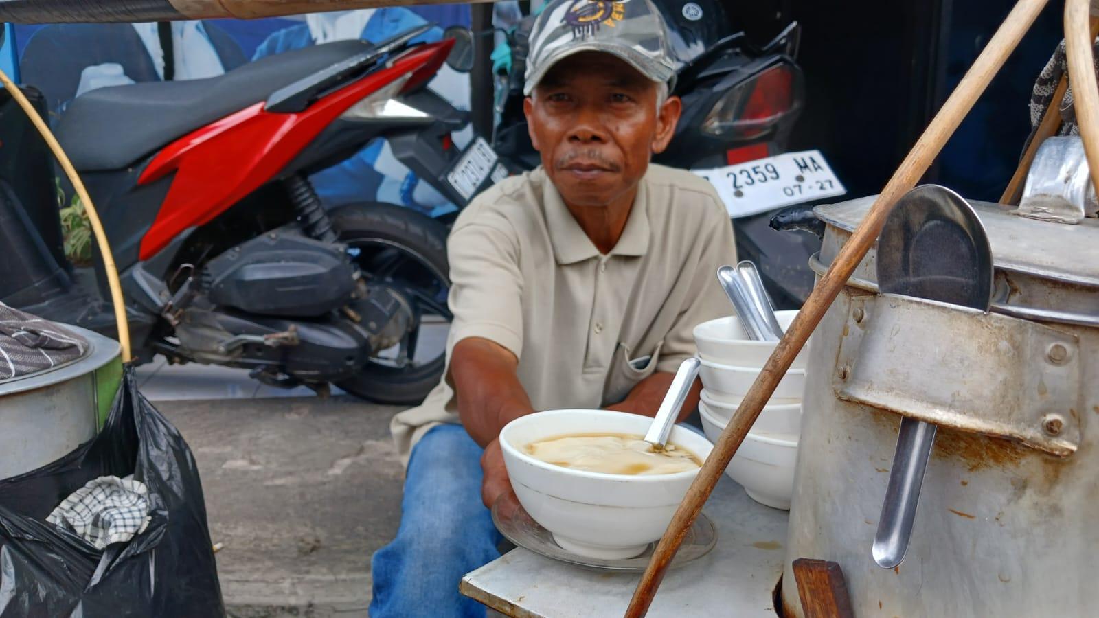 Kembang Tahu Kuah Jahe: Cita Rasa Tradisional yang Menyegarkan dan Berkhasiat di Tasikmalaya