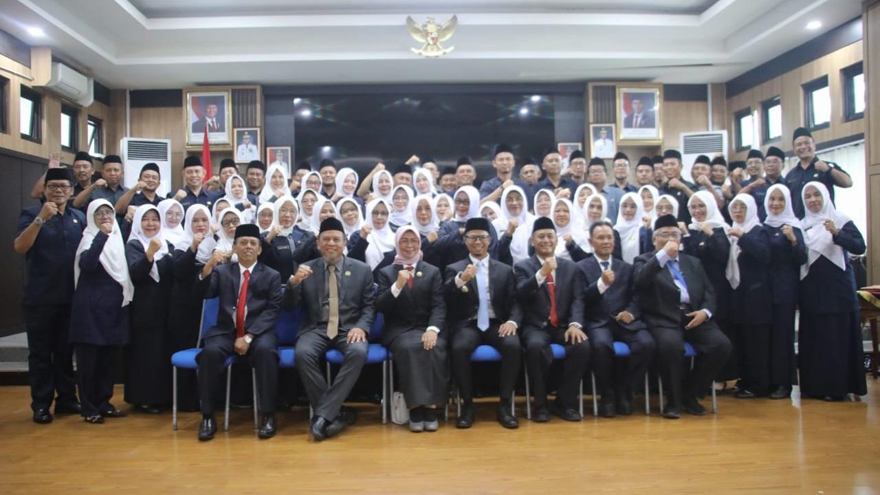 68 Kepala Sekolah SD dan SMP di Kota Tasikmalaya Resmi Dilantik, Viman: Pimpinlah dengan Kasih dan Inovasi