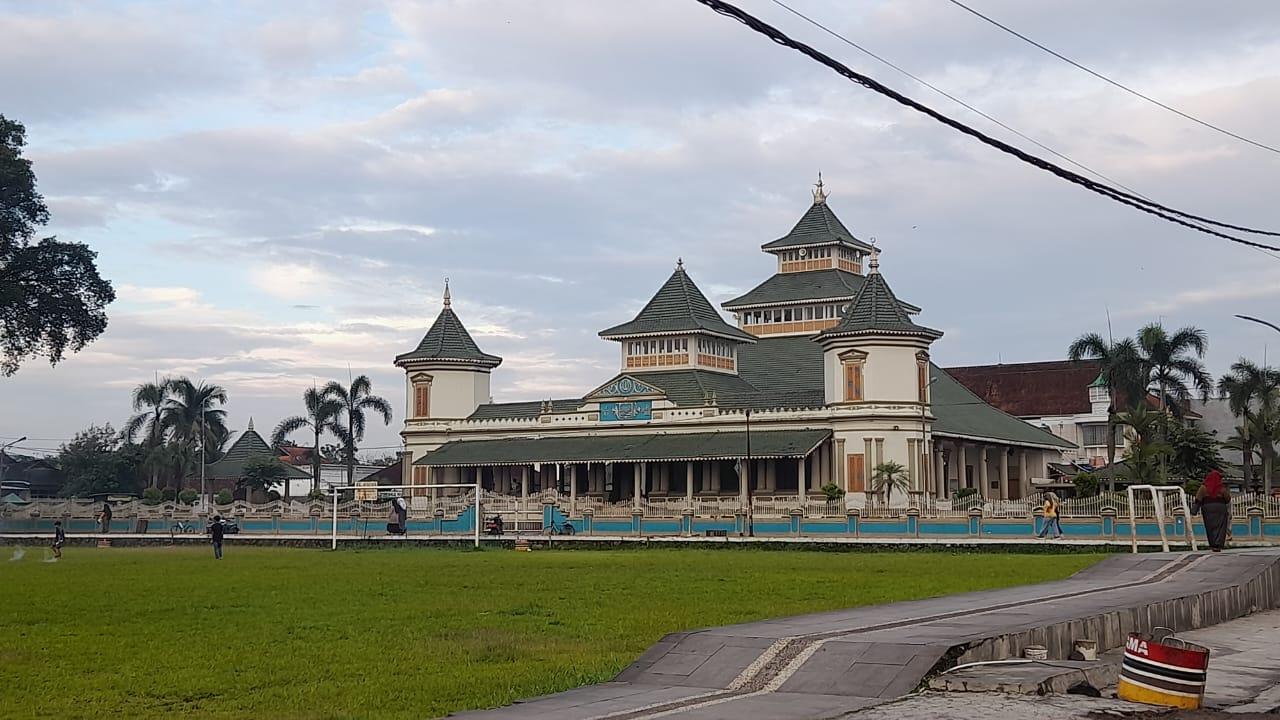 Jadwal Sholat Hari Ini di Kabupaten Tasikmalaya, Selasa 10 Juni 2025