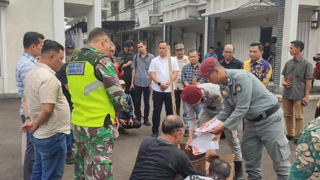 KPU Kabupaten Tasikmalaya Musnahkan 412 Surat Suara Rusak Jelang PSU