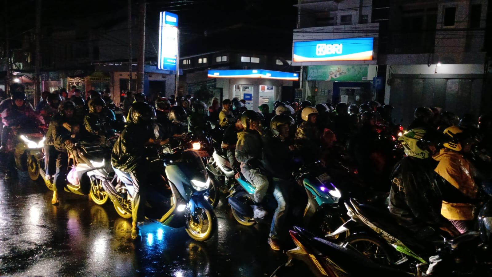 Lonjakan Kendaraan di H+1 Lebaran 2025, Polres Tasikmalaya Kota Berlakukan One Way