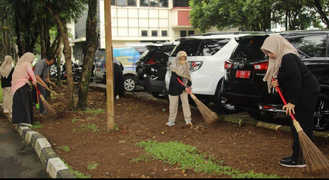 Peringati Hari Lingkungan Hidup, Pemkot Tasikmalaya Gelar Apel dan Aksi Bersih Sampah Plastik