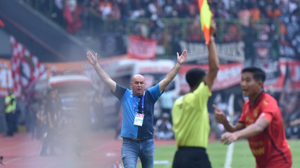 Persib Sesalkan Insiden Pelemparan terhadap Tyronne del Pino saat Melawan Persija