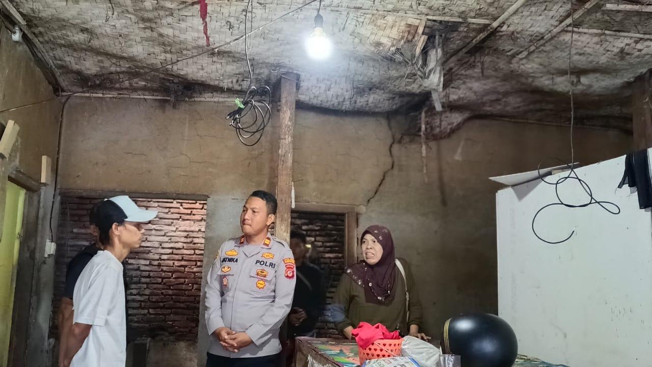 Polres Tasikmalaya Kota Bedah Rumah Warga Mangkubumi dalam Rangka Hari Bhayangkara ke-79