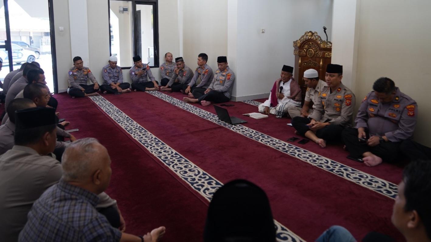Polres Tasikmalaya Kota Gelar Binrohtal untuk Perkuat Keimanan Anggota di Bulan Ramadan