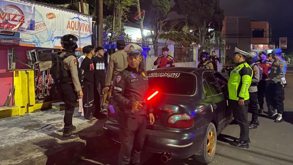 Polres Tasikmalaya Kota Gelar Patroli Malam, Sasar Remaja Nongkrong dan Titik Rawan