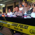 Polres Tasikmalaya Kota Serahkan Owa Jawa yang Disita dari Tersangka CN kepada BKSDA