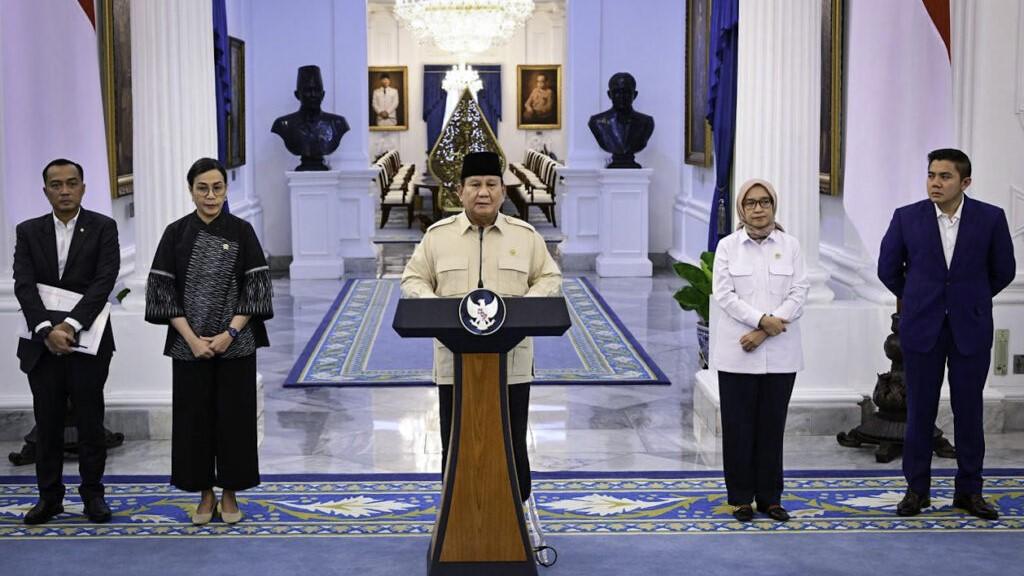 Presiden Prabowo Umumkan THR dan Gaji ke-13 bagi 9,4 Juta Aparatur Negara Termasuk ASN dan PPPK