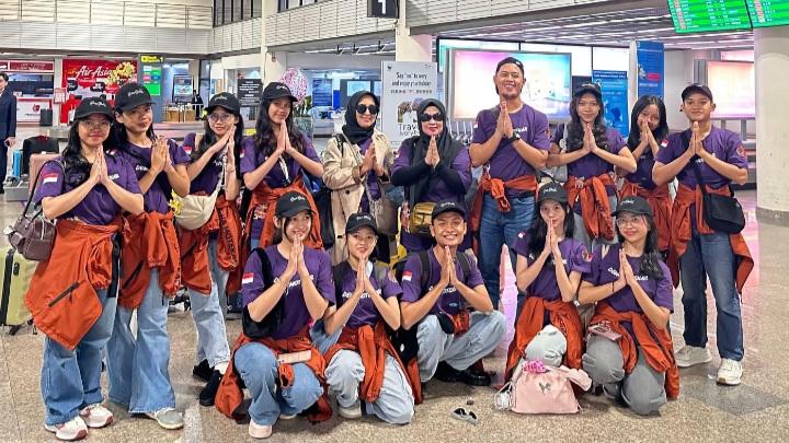 Sanggar Dewa Motekar dari Tasikmalaya Menari untuk Indonesia di Bangkok