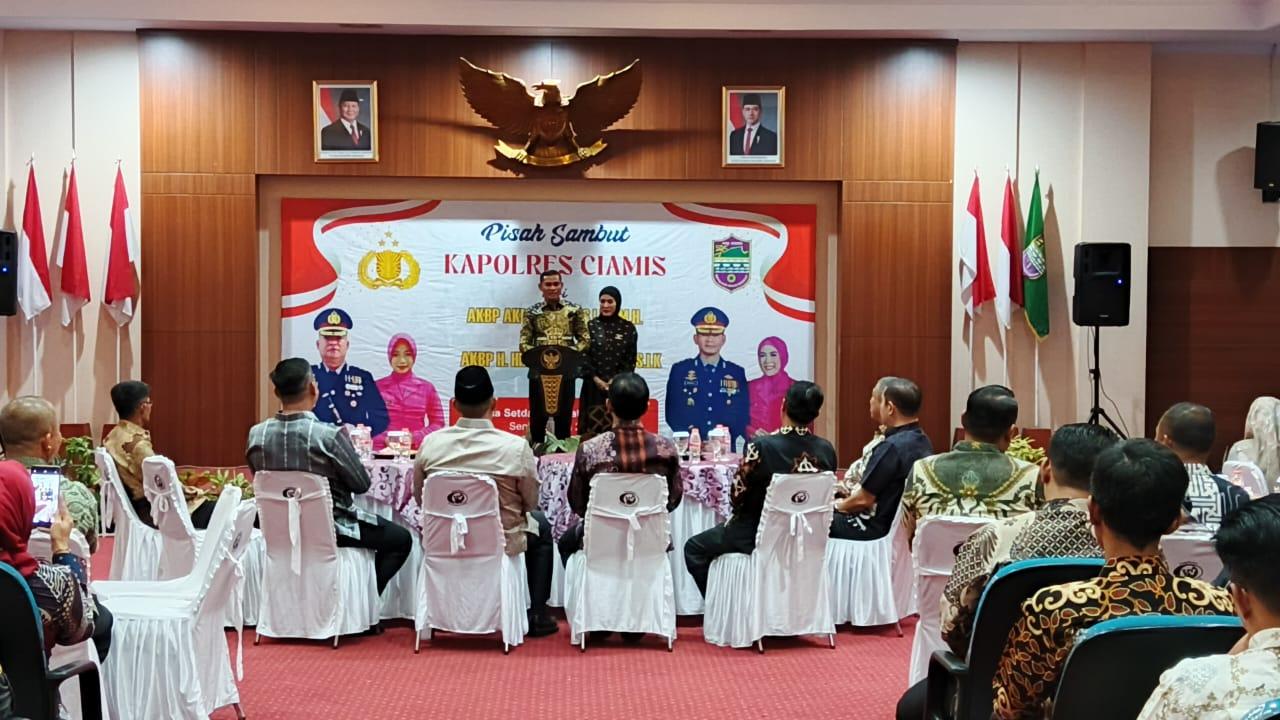 Suasana Haru Iringi Pisah Sambut Kapolres Ciamis