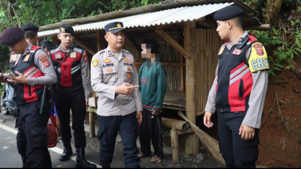 Tiga Oknum Ormas di Ciamis Ditangkap karena Jual Paksa Air Mineral ke Sopir Truk