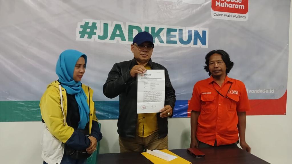 Tim Advokasi Ivan-Dede Laporkan Dugaan Politik Uang di Pilkada Kota Tasikmalaya ke Bawaslu