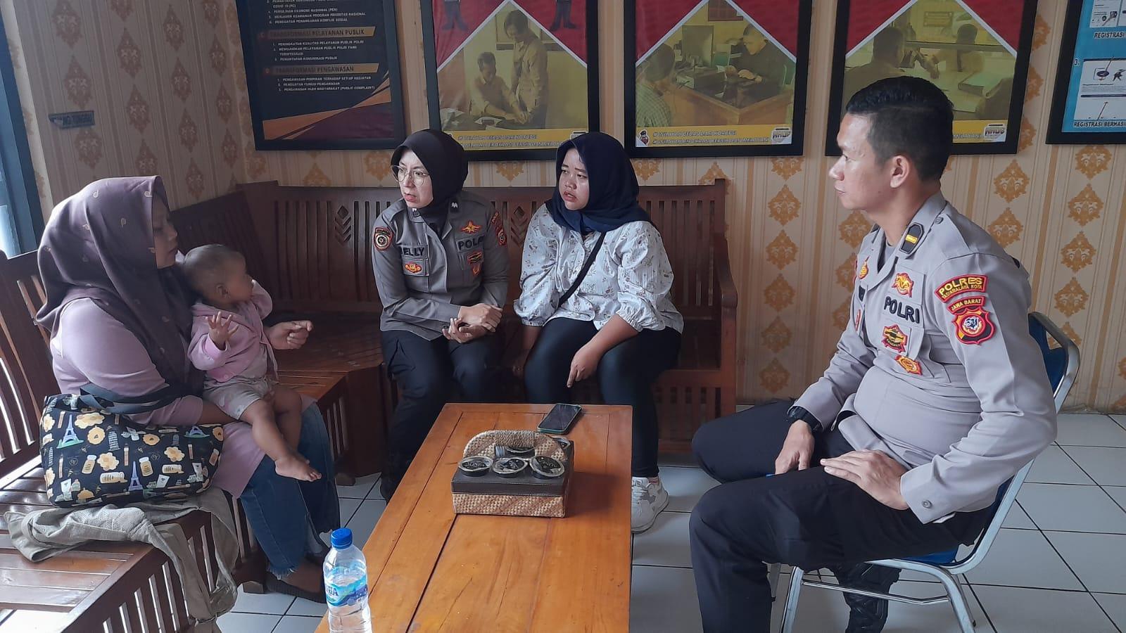 Tim Konseling Polres Tasikmalaya Kota Tenangkan Keluarga Pelajar Korban Penganiayaan saat Rekonstruksi