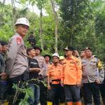 Tinjau Lokasi Longsor di Salawu, Bupati Tasikmalaya Pastikan Proses Pencarian Maksimal 7 Hari