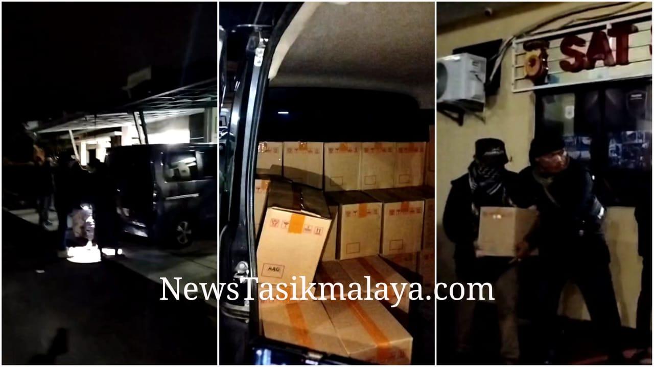 Waduh! Mobil Berisi Ribuan Botol Miras di Kompleks Rumah Wali Kota Tasikmalaya Digerebek Ormas Islam