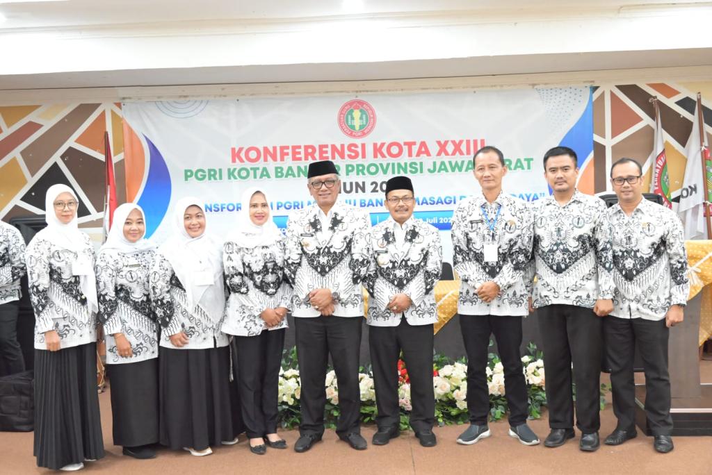 Wali Kota Banjar Gandeng PGRI Atasi Anak Tidak Sekolah, Encang Zaenal Terpilih Jadi Ketua Baru