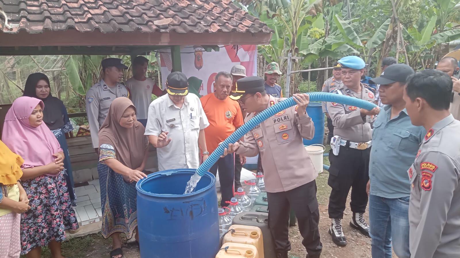 Warga Girimulya Krisis Air Bersih, Polres Banjar dan Perumdam Tirta Anom Turun Tangan