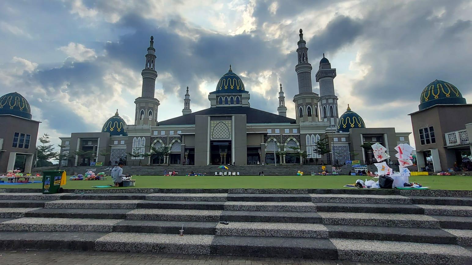 Jadwal Sholat Hari Ini di Kabupaten Tasikmalaya, Rabu 2 Juli 2025